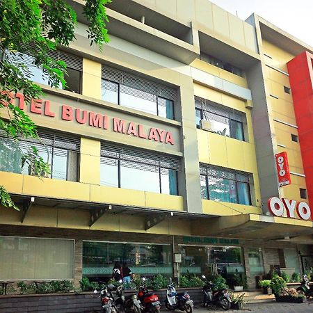 Oyo 1009 Hotel Bumi Malaya Medan Zewnętrze zdjęcie