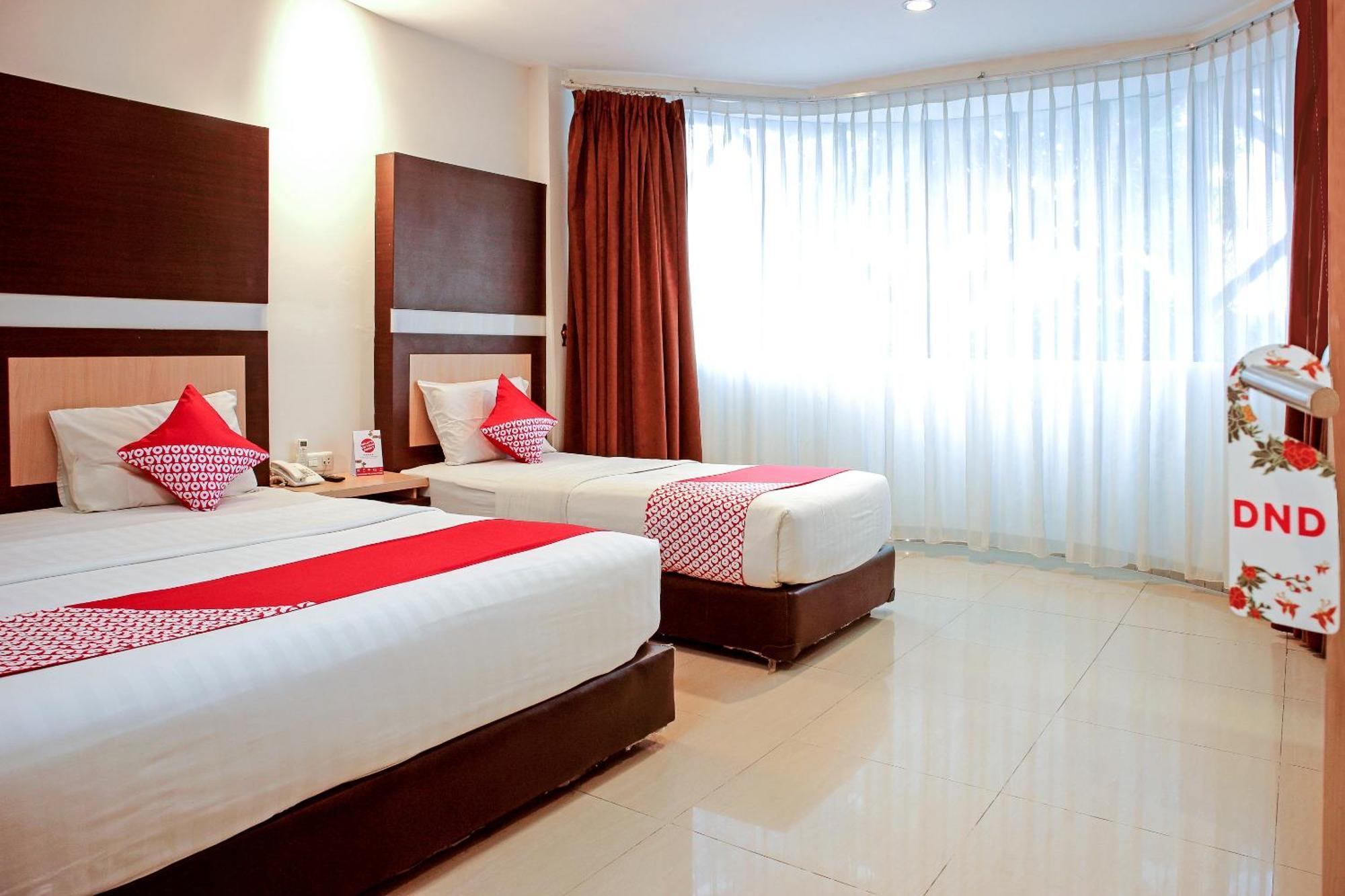 Oyo 1009 Hotel Bumi Malaya Medan Zewnętrze zdjęcie